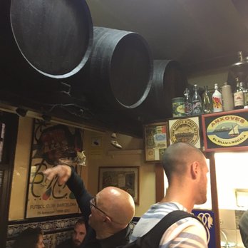El Xampanyet - Interior - Tapas Bars Near Me - Barcelona, B El Xampanyet - Interior - Tapas Bars Near Me - Barcelona, B