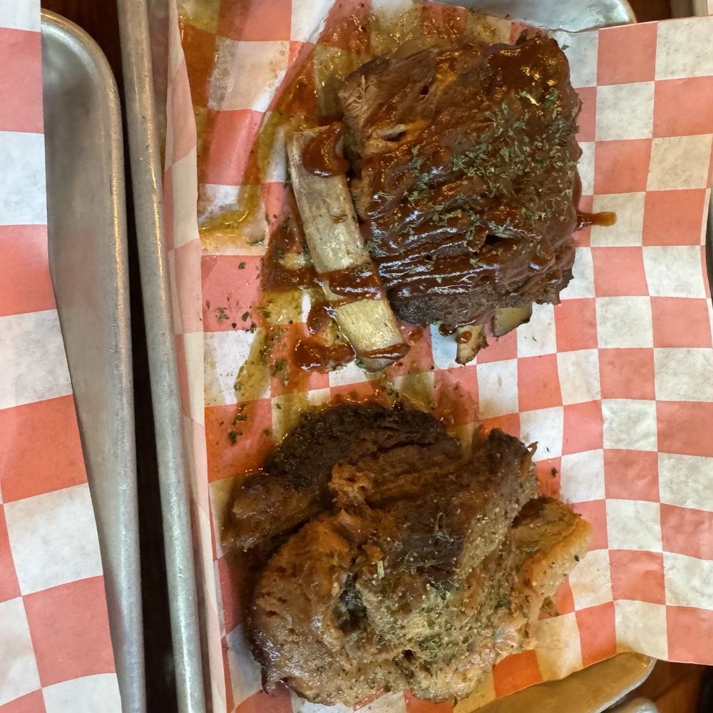 Pig & Brew - Brisket and ribs - Barbeque Near Me - Richmond, Virginia Pig & Brew - Brisket and ribs - Barbeque Near Me - Richmond, Virginia