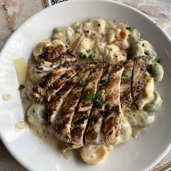 Café Intermezzo - Avalon - Spicy Tortellini - Coffee & Tea Near Me - Alpharetta, Georgia