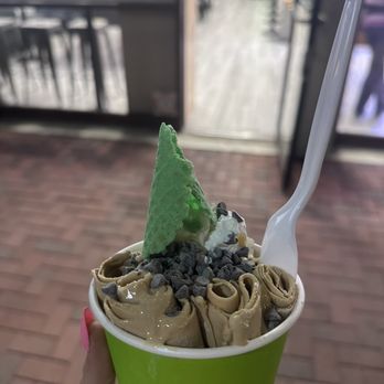Rolls Ice Cream - Coffe Latte - Ice Cream & Frozen Yogurt Near Me - Laguna Hills, California Rolls Ice Cream - Coffe Latte - Ice Cream & Frozen Yogurt Near Me - Laguna Hills, California