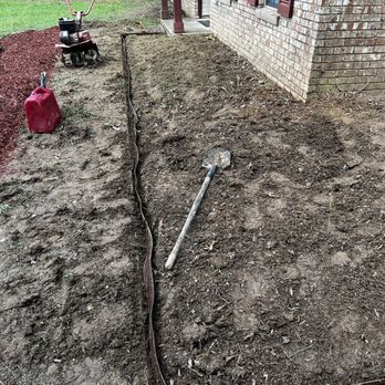 Carr’S Tree Removal & Landscaping - Making flower bed - Landscaping Near Me Carr’S Tree Removal & Landscaping - Making flower bed - Landscaping Near Me