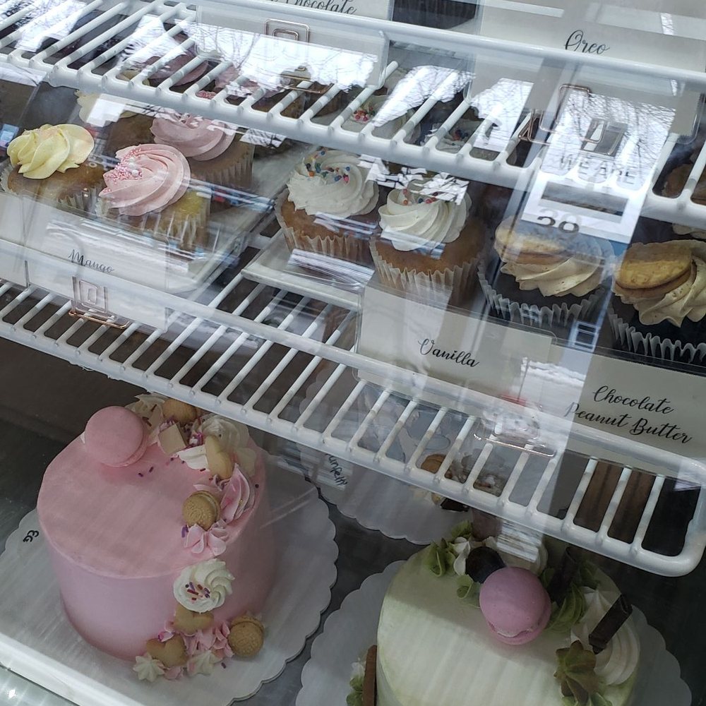 Whisk Matcha - Bakery case with cupcakes and cakes - Coffee & Tea Near Me - Vancouver, British Columbia Whisk Matcha - Bakery case with cupcakes and cakes - Coffee & Tea Near Me - Vancouver, British Columbia