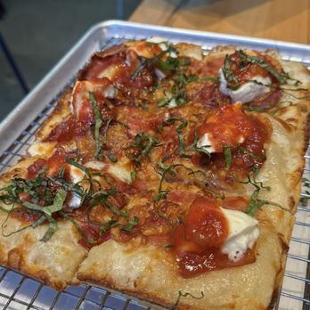 Night Shift Brewing - Lovejoy Wharf - Figgy Piggy pizza - Breweries Near Me - Boston, Massachusetts