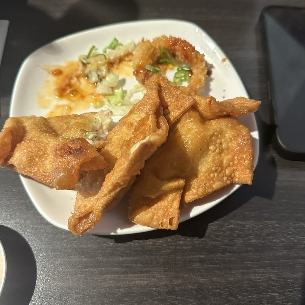 Kimura Sushi - 005. Crab Rangoon(4 pc) - Sushi Bars Near Me - Chicago, Illinois