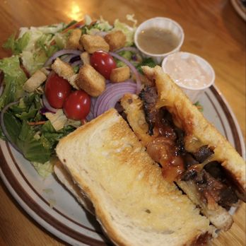 Burgers Restaurant - Burgers Near Me - Mammoth Lakes, California