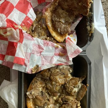 Ez's Burger Deluxe - Brown onions with the consistency of jelly, buns too soggy to hold, patty smaller than McDonalds dollar menu. $8.50 sandwich only - Burgers Near Me - Wenatchee, Washington Ez's Burger Deluxe - Brown onions with the consistency of jelly, buns too soggy to hold, patty smaller than McDonalds dollar menu. $8.50 sandwich only - Burgers Near Me - Wenatchee, Washington