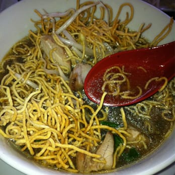 Le Petit Saigon - Crispy egg noodles on side'chicken pho' - Vietnamese Near Me - Vancouver, British Columbia Le Petit Saigon - Crispy egg noodles on side'chicken pho' - Vietnamese Near Me - Vancouver, British Columbia