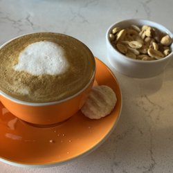 beach + vine - Cappuccino