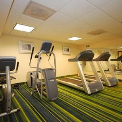 Holiday Inn Express & Suites Council Bluffs - Conv Ctr Area - A place you can work out