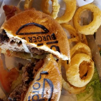 Phred's Border - Burger, rings and beer. - Beer Bar Near Me - El Paso, Texas