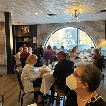 AVVIO - Italian Near Me - Chicago, Illinois