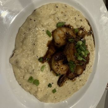 Crawfish Cafe - Shrimp and grits - Cajun/Creole Near Me - Shenandoah, Texas