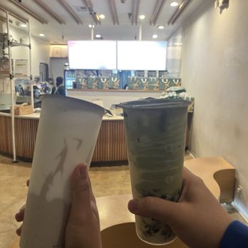 OMOMO Tea Shoppe - Coffee & Tea Near Me - Irvine, California