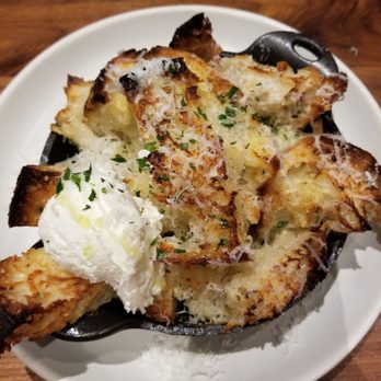 North Italia - Truffle garlic bread - Italian Near Me - Plano, Texas North Italia - Truffle garlic bread - Italian Near Me - Plano, Texas
