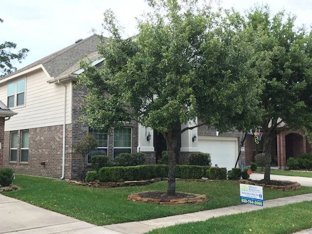 Slide of Merit Roofing & Construction