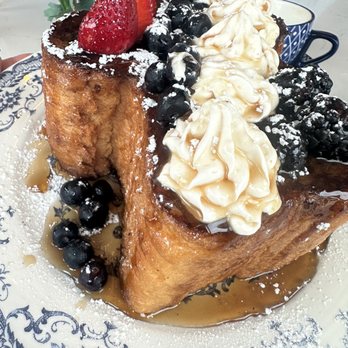 The Bloom Lounge - Brioche French Toast ! 4 inch Tall. - Breakfast & Brunch Near Me - Plano, Texas
