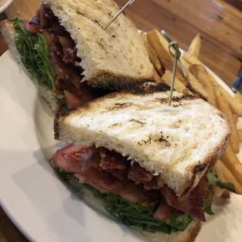 Basecamp Brewing - BLT - Brewpubs Near Me - Lincoln, New Hampshire