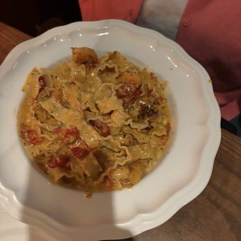 DeGidio's Restaurant & Bar, St. Paul - Shrimp Alfredo - Italian Near Me - Saint Paul, Minnesota