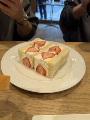 Centre The Bakery by null