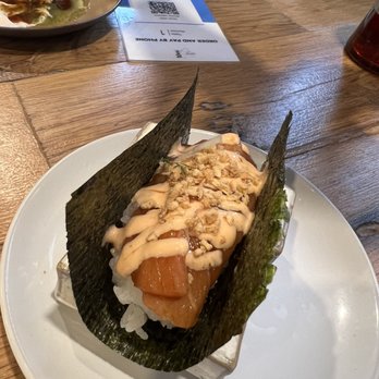 Bosso Ramen Tavern - Spicy salmon sushi - Ramen Near Me - Cambridge, Massachusetts Bosso Ramen Tavern - Spicy salmon sushi - Ramen Near Me - Cambridge, Massachusetts