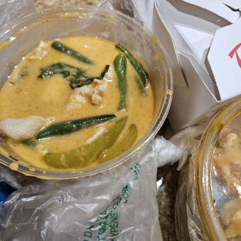 Simply Thai - C3. Yellow Curry w chix - Thai Near Me - Sparks, Nevada