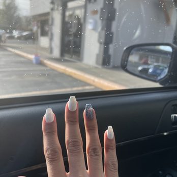 Nails & Spa - Nail Salons Near Me - Yakima, Washington