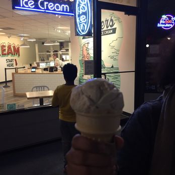 Zinger's Homemade Ice Cream - Banana pudding. - Ice Cream & Frozen Yogurt Near Me - Seaside, Oregon Zinger's Homemade Ice Cream - Banana pudding. - Ice Cream & Frozen Yogurt Near Me - Seaside, Oregon