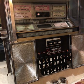 West End Pizza - Old booth jukebox - Pizza Near Me - Bristol, Connecticut West End Pizza - Old booth jukebox - Pizza Near Me - Bristol, Connecticut