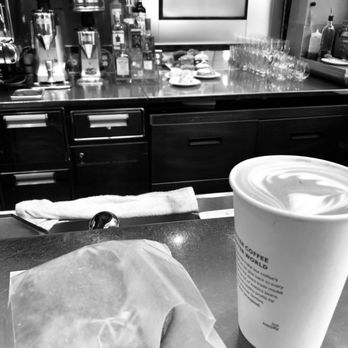 Espressamente illy - Espresso Bar - Coffee & Tea Near Me - Chicago, Illinois