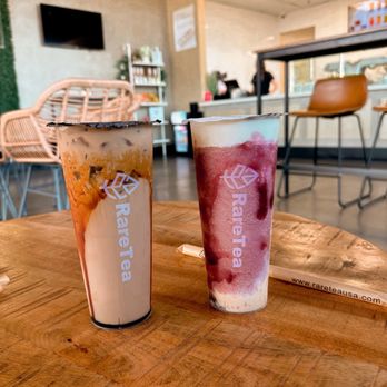 Rare Tea Queen Creek - Left- Caramelized brown sugar tea Right- Strawberry Milk Tea - Bubble Tea Near Me - Queen Creek, Arizona