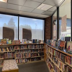 Fairfield Civic Center Library - Solano County Library - Bookstore