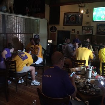 Chimes Restaurant - Southern Near Me - Baton Rouge, Louisiana