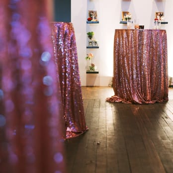 Jubilee Event Engineers - PNW Urban Glam at Axis. Photo by Catherine Abegg. - Wedding Planning Near Me