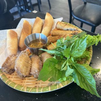 Tuan & Thuy Kitchen - Sample platter - Vietnamese Near Me - Vancouver, British Columbia Tuan & Thuy Kitchen - Sample platter - Vietnamese Near Me - Vancouver, British Columbia