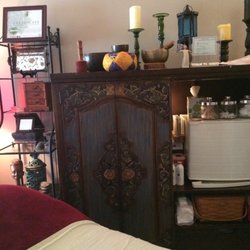 Rosehips Studio [Art + Beauty] - Tibetan singing bowls add to the benefits of holistic skincare.