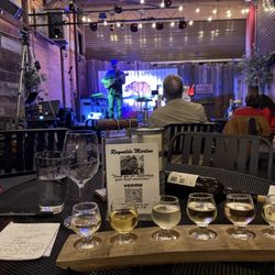 Coomber Craft Wines - White wine flight on Sunday open mic.