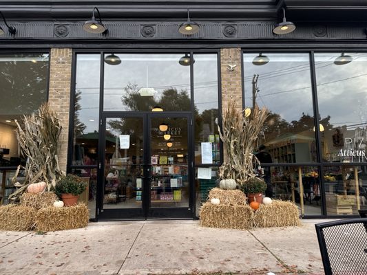 Atticus Market by null
