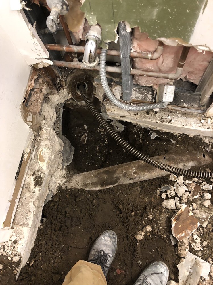 Slide of Mario Plumbing Service