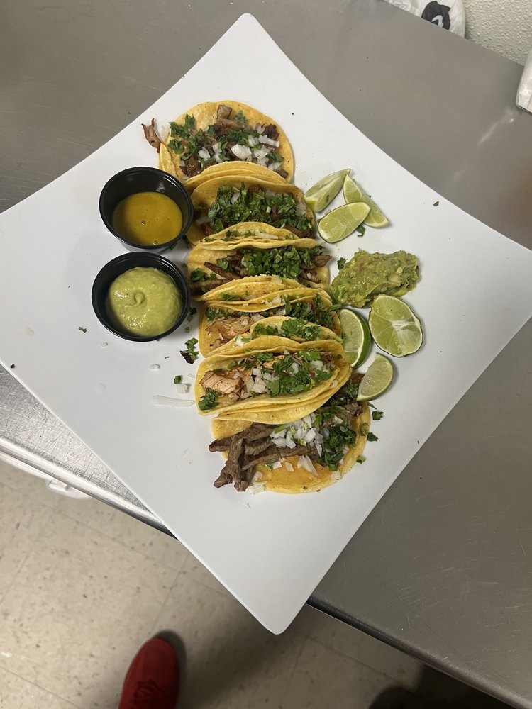 TACOS EL PARIENTE Updated September 2024 11300 N Central Expy