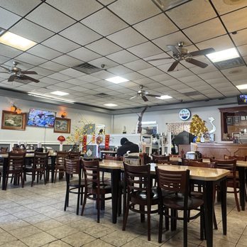 Pho Dai Loi 2 - seating area - Vietnamese Near Me - Atlanta, Georgia Pho Dai Loi 2 - seating area - Vietnamese Near Me - Atlanta, Georgia
