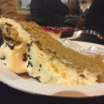 Divino - Carrot cake - Gastropubs Near Me - Zaragoza, Z
