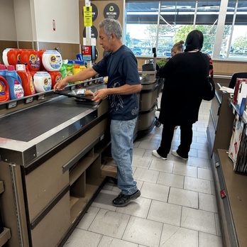 ALDI - The one check out I old it was open ran pretty fast... - Fruits & Veggies Near Me - Inglewood, California ALDI - The one check out I old it was open ran pretty fast... - Fruits & Veggies Near Me - Inglewood, California