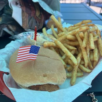 Westside Drive In - Chicken Sandwich - American Near Me - Boise, Idaho