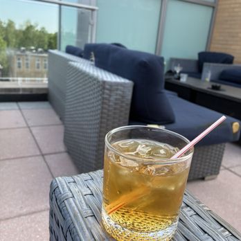 Moonrise Hotel - Hotels Near Me - Saint Louis, Missouri
