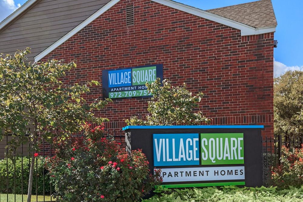 VILLAGE SQUARE Updated October 2024 19 Photos 5959 Watership Ln