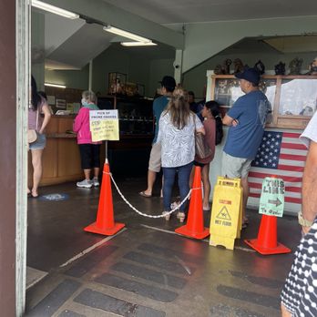 Kawamoto Store - Always a line, well worth it! - Japanese Near Me - Hilo, Hawaii