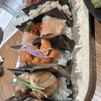 Hello Temaki - Sushi Bars Near Me - Elk Grove, California