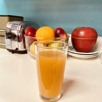 Cafe Jazmin Diner - Juice - Diners Near Me - Cashmere, Washington
