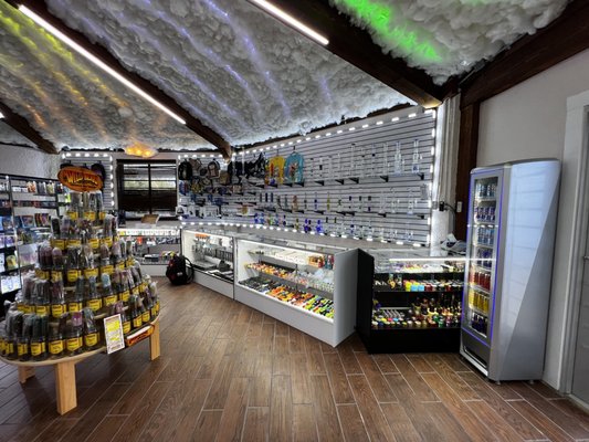 King Smoke Shop San Antonio Smoke Tokes CBD & Vape Shop