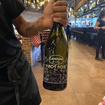 Grimaldi's Pizzeria - Wine - Pizza Near Me - Friendswood, Texas Grimaldi's Pizzeria - Wine - Pizza Near Me - Friendswood, Texas